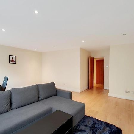 Apartment In The Heart Of Londra Dış mekan fotoğraf